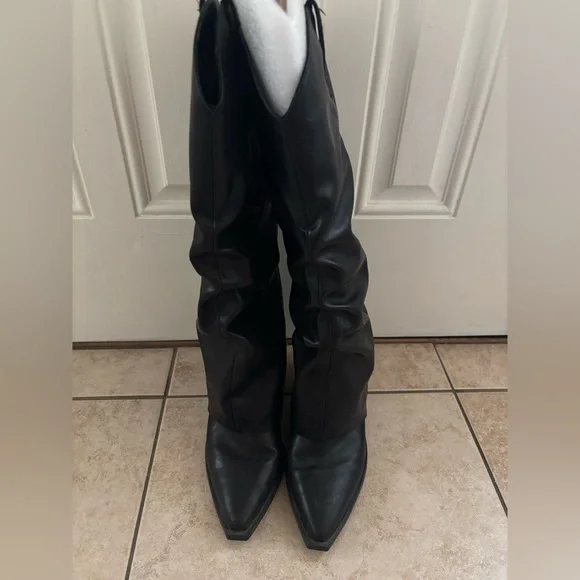 Crown Vintage Black Fold over Boots - Picture 7 of 13